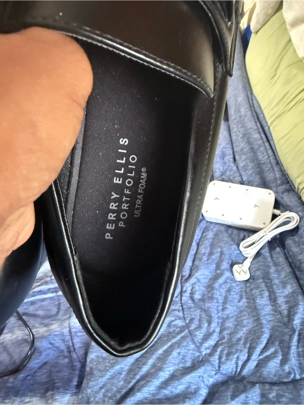 Perry Ellis sleek black